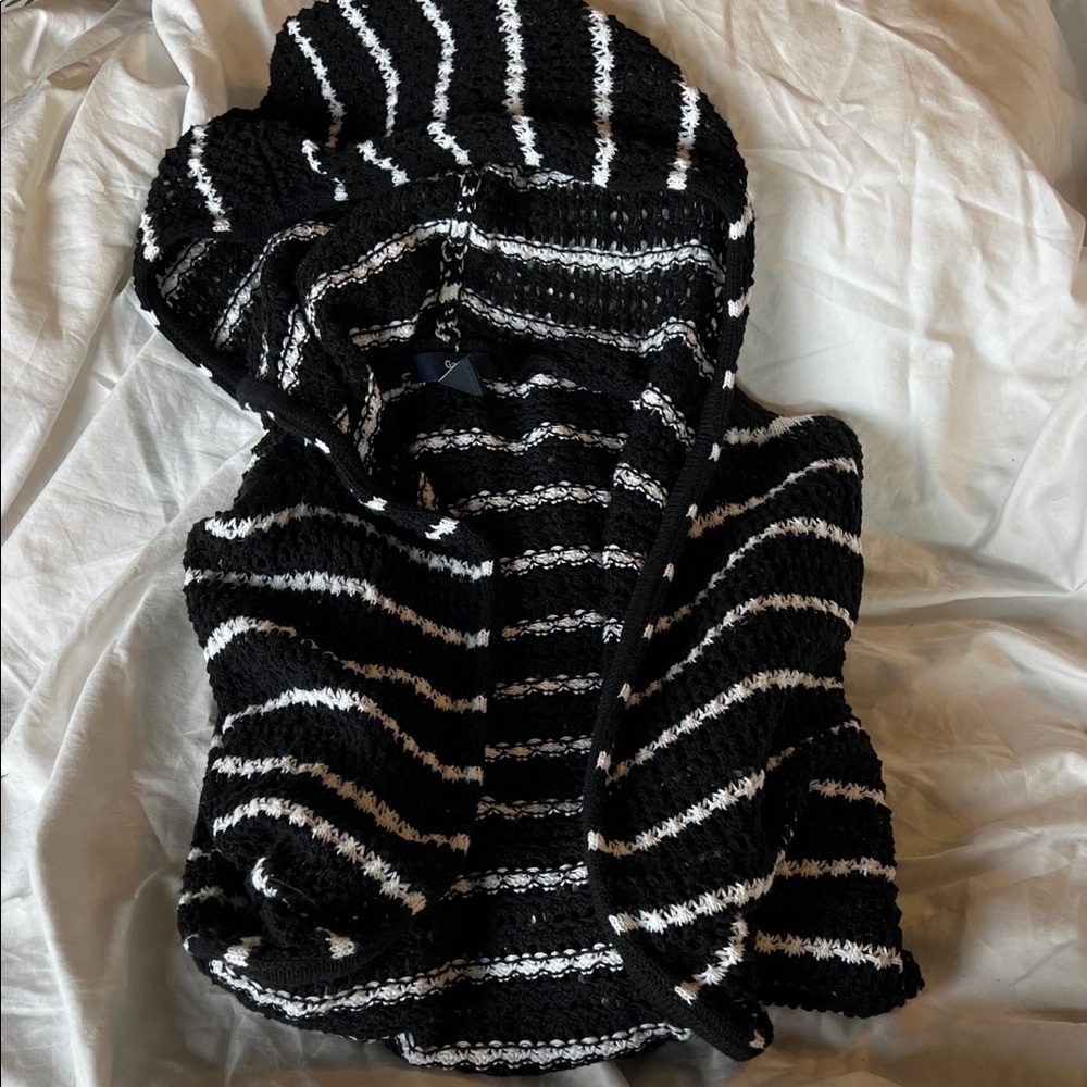 GAP Factory Black and White Knit Sweater